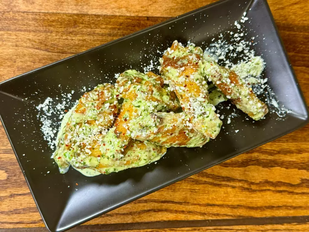 6 or 10 piece wings appetizer in Orange Beach, Alabama