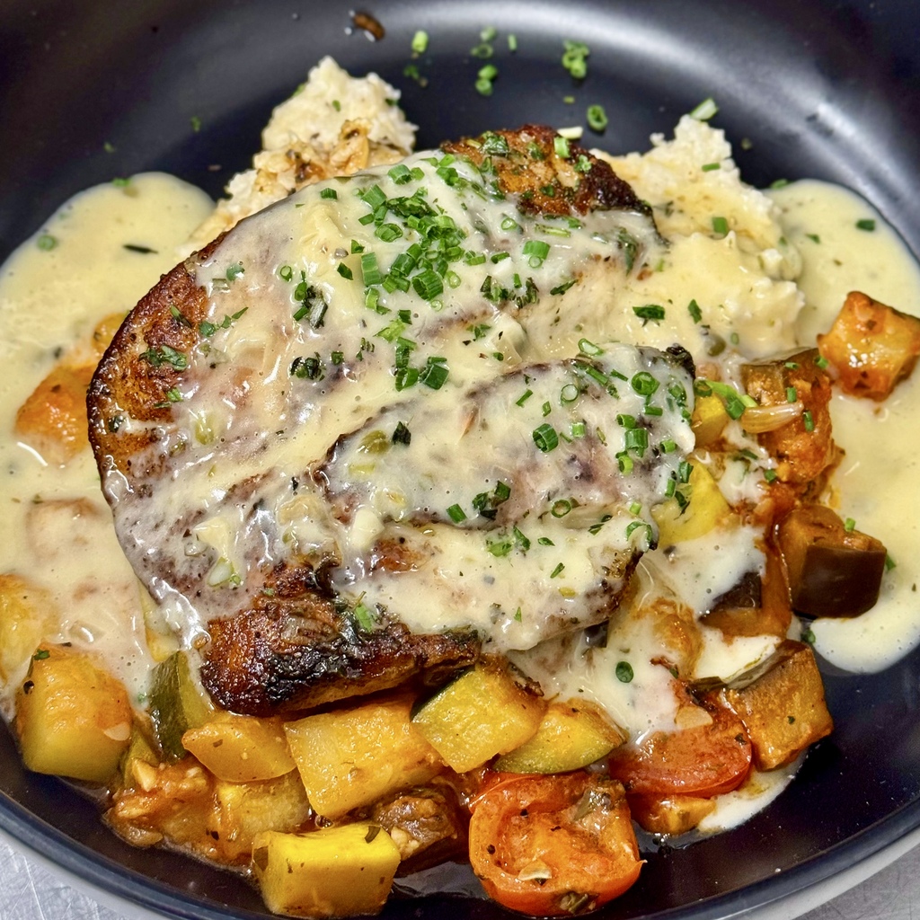 Fresh Sea Scallops with sweet potato puree and apple pecan salad at Bolo Restaurant, Orange Beach