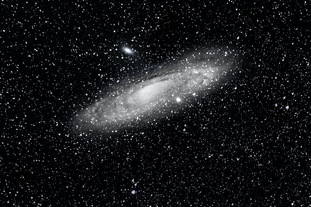 Viewing The Andromeda Galaxy (M31)