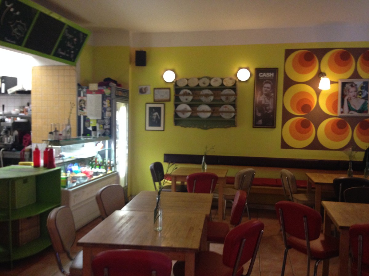 yoyo Foodworld GmbH Das älteste vegane Fastfood Restaurant Deutschlands