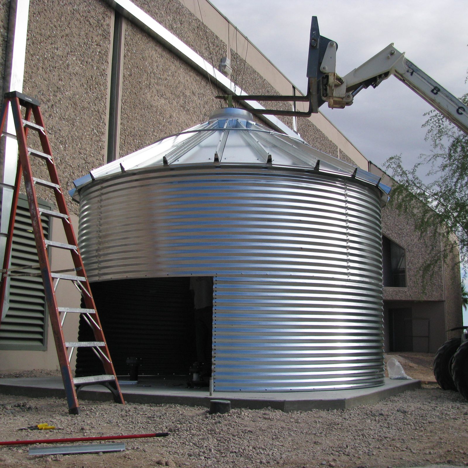 Commercial Water Tanks - Southern Arizona Rain Gutters | Tucson, AZ