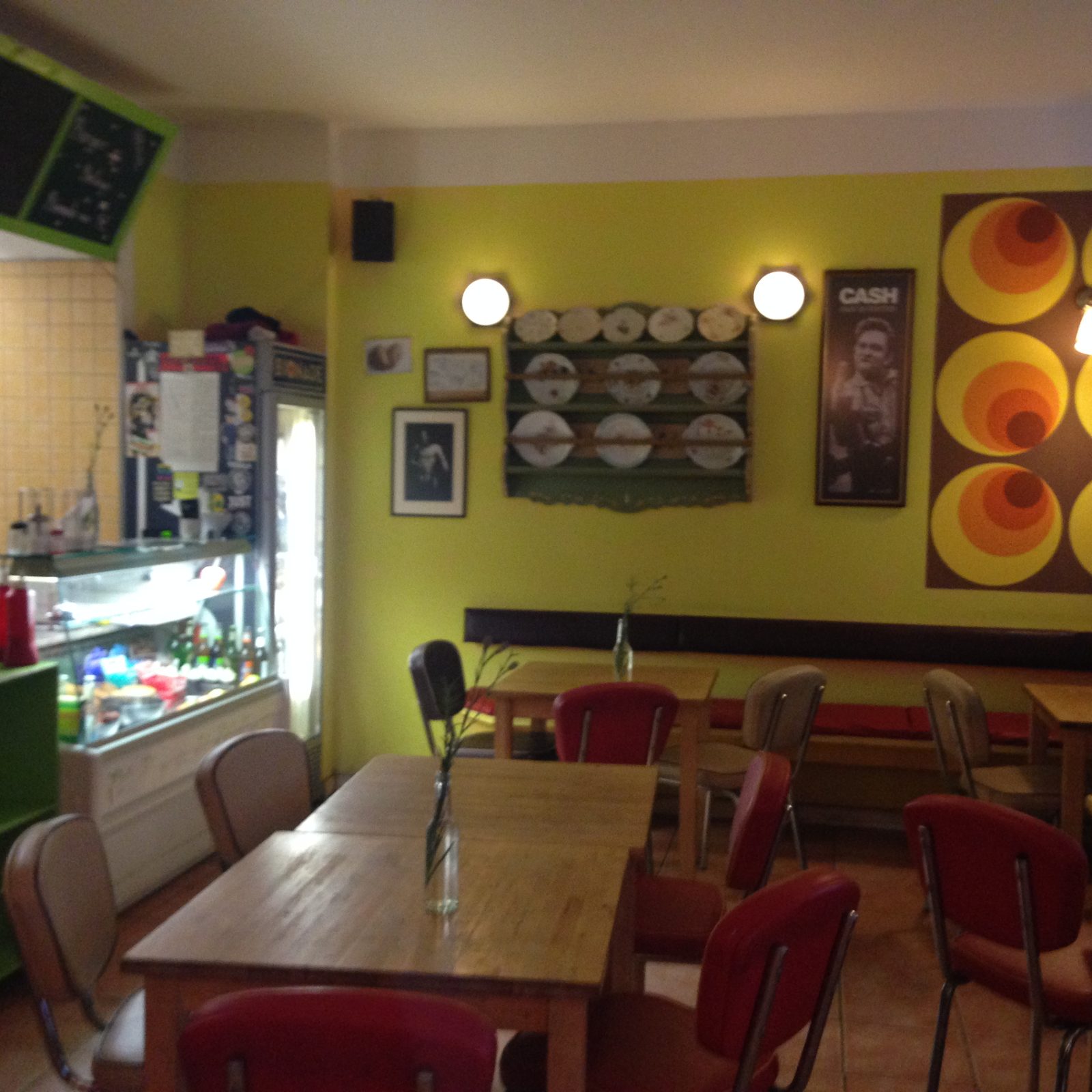 Yoyo Foodworld Berlin Veganes Fast Foot am Boxhagener Platz