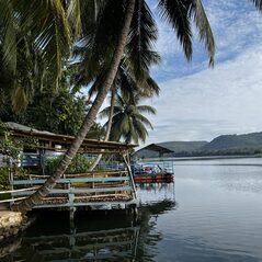 Entspannung und Austausch am Volta fluss