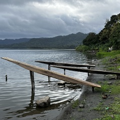 Schöne Umgebung am bosumtwe lake - Fischerboote 