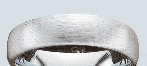 Trauring mit mittelstarker mattierter Finierung
