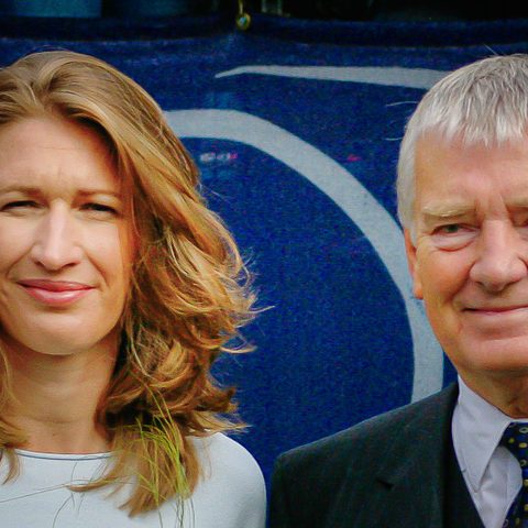 Innenminister Otto Schily dankte Steffi für alles, was sie für den deutschen Sport getan und erreicht hat und hob vor allem ihre Vorbildfunktion hervor.