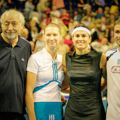 Karl Dall, Steffi Graf, Gabriela Sabatini und Stefan Kuntz vor ihrem Doppelspiel.