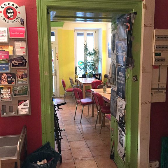 Yoyo Foodworld Berlin Veganes Fast Foot am Boxhagener Platz