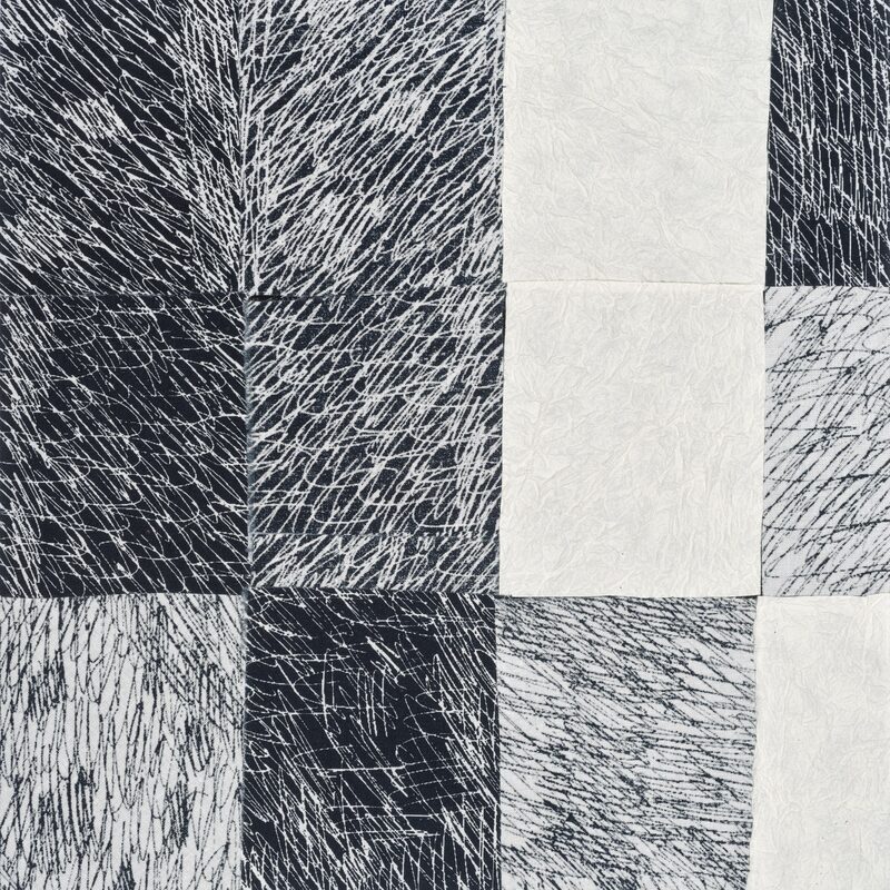 SCHWARZ-WEiß-GESTREIFT 2, 2002, Collage aus Schraffur-Stoff auf Crash-Papier, aufgebügelt, 35x35cm