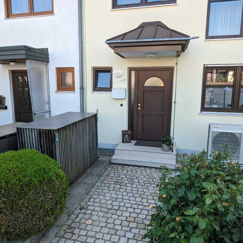 REFERENZEN: Wärmepumpe im Freien