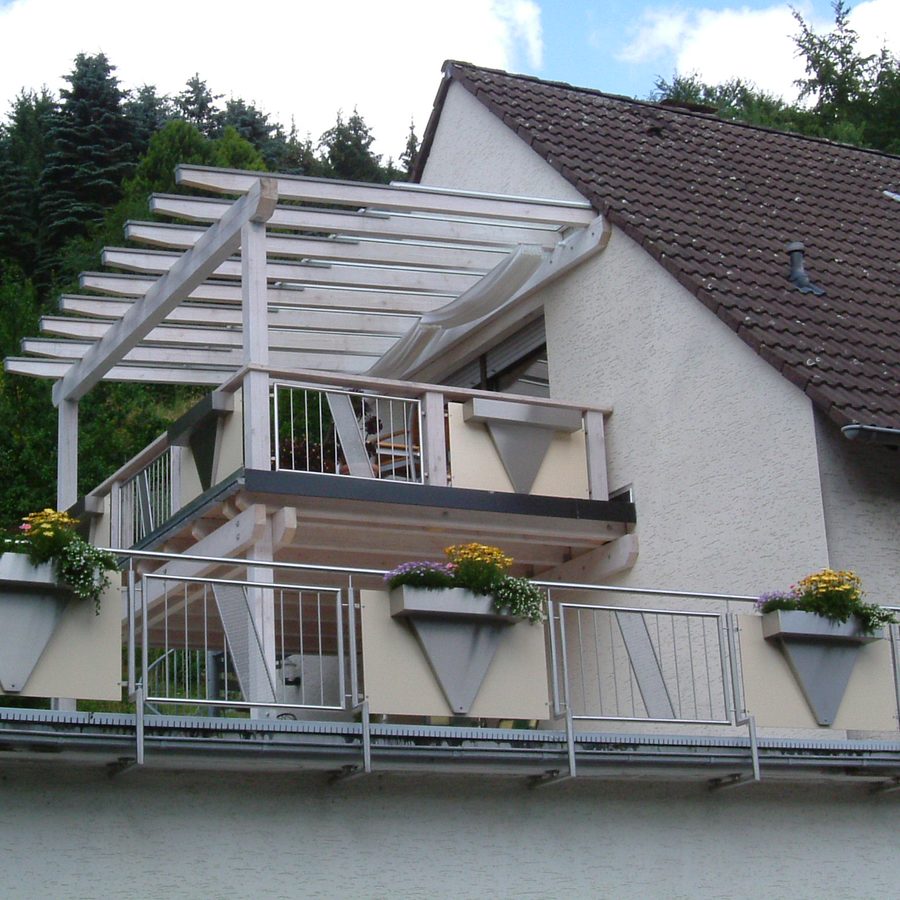 Balkon mit Anbau